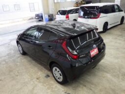 
										TOYOTA AQUA 2023 full									