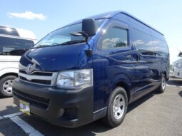 TOYOTA HIACE COMMUTER 2013