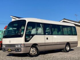 TOYOTA COASTER 2004