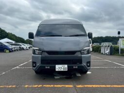 TOYOTA HIACE COMMUTER 2024