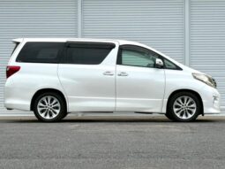 TOYOTA ALPHARD 2009