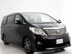 TOYOTA ALPHARD 2010
