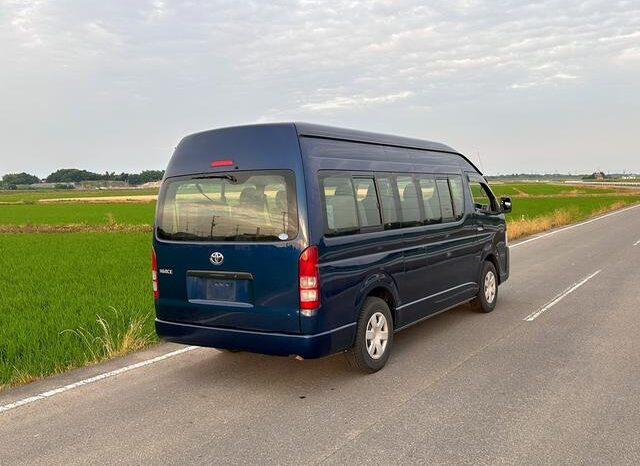 
								TOYOTA HIACE COMMUTER 2013 full									