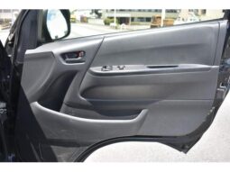 
										TOYOTA HIACE COMMUTER 2015 full									