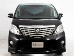 TOYOTA ALPHARD 2011