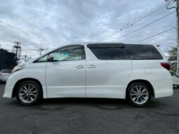 TOYOTA ALPHARD 2011