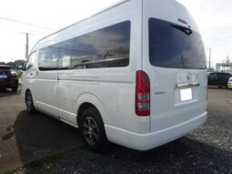 TOYOTA HIACE COMMUTER 2018