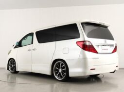 TOYOTA ALPHARD 2010