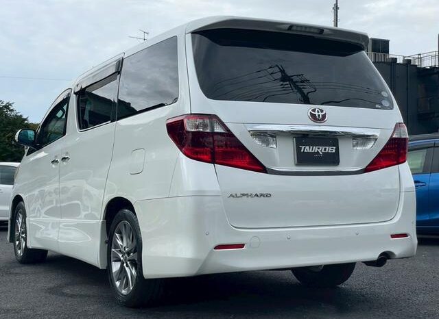 
								TOYOTA ALPHARD 2011 full									