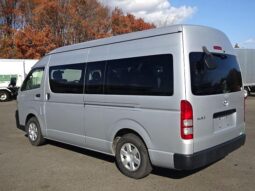 
										TOYOTA HIACE COMMUTER 2013 full									