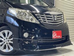 TOYOTA ALPHARD 2008