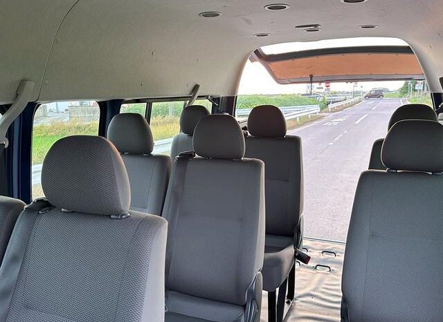 
								TOYOTA HIACE COMMUTER 2013 full									