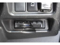 
										TOYOTA HIACE COMMUTER 2015 full									