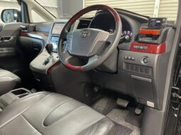 
										TOYOTA ALPHARD 2008 full									