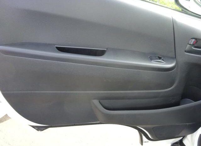 
								TOYOTA HIACE COMMUTER 2018 full									