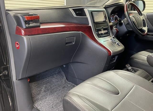 
								TOYOTA ALPHARD 2008 full									