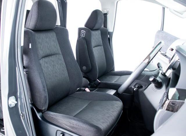 
								TOYOTA ALPHARD 2012 full									