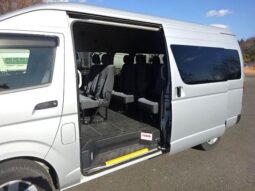 
										TOYOTA HIACE COMMUTER 2013 full									