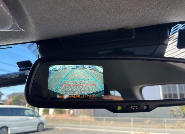 
								TOYOTA HIACE COMMUTER 2018 full									