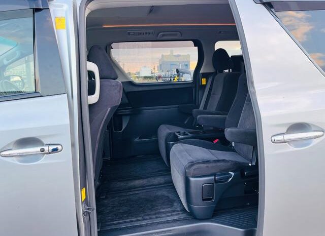 
								TOYOTA ALPHARD  2011 full									