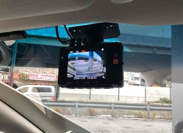 
								TOYOTA ALPHARD 2018 full									