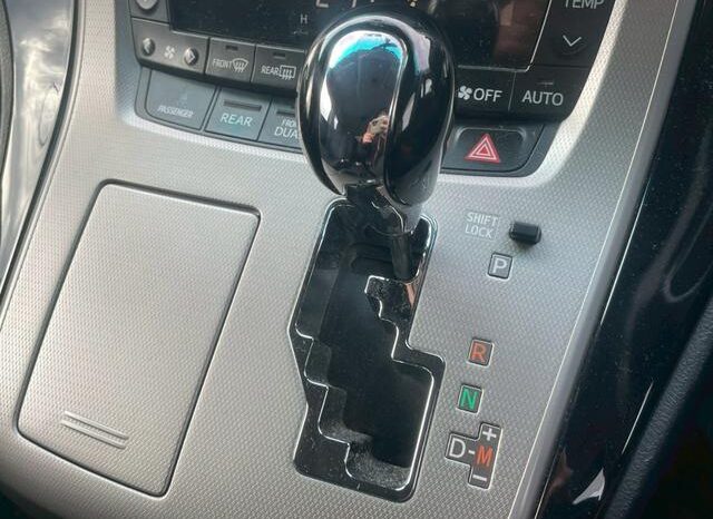 
								TOYOTA ALPHARD 2011 full									