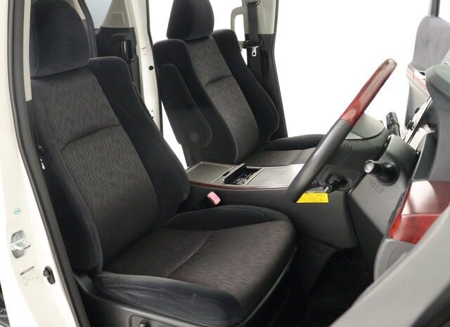 
								TOYOTA ALPHARD 2008 full									