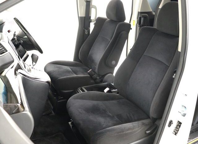 
								TOYOTA ALPHARD 2010 full									