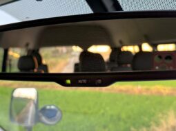 
										TOYOTA HIACE COMMUTER 2013 full									