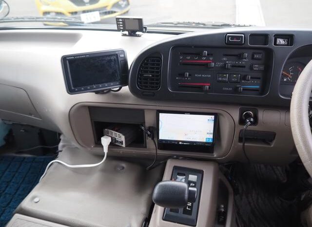 
								TOYOTA COASTER  2000 full									