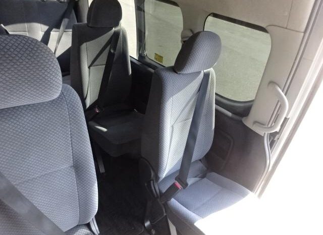 
								TOYOTA HIACE COMMUTER 2013 full									