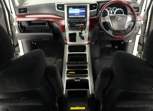 
								TOYOTA ALPHARD 2008 full									