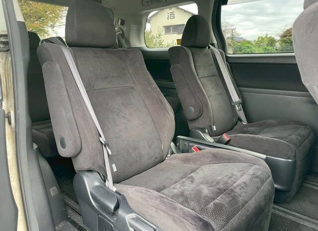 
								TOYOTA ALPHARD 2011 full									