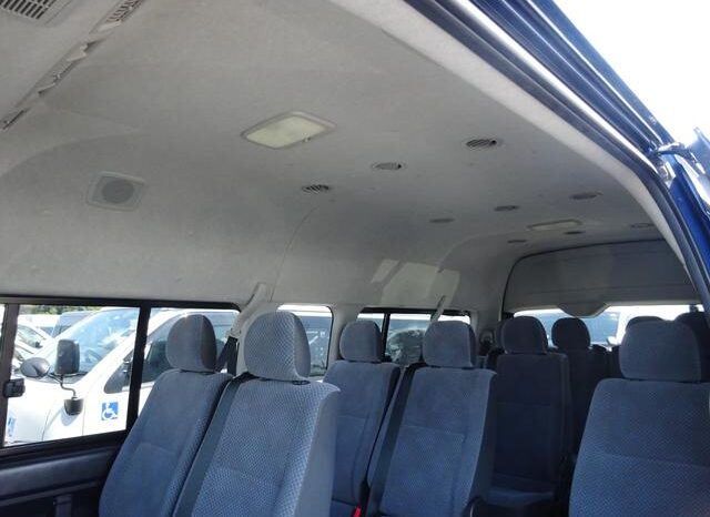 
								TOYOTA HIACE COMMUTER 2013 full									