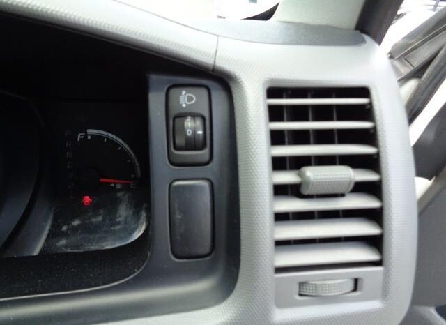 
								TOYOTA HIACE COMMUTER 2013 full									