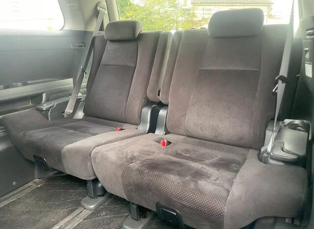 
								TOYOTA ALPHARD 2011 full									