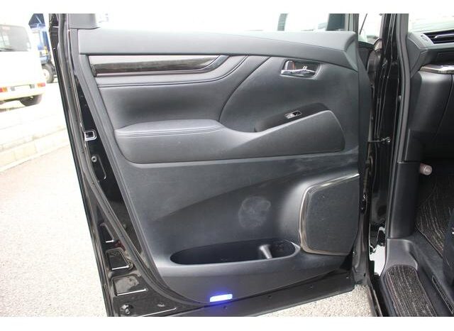 
								TOYOTA ALPHARD 2016 full									