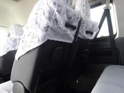 
										TOYOTA HIACE COMMUTER 2018 full									