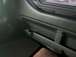 
										TOYOTA HIACE COMMUTER 2024 full									