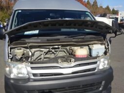 
										TOYOTA HIACE COMMUTER 2013 full									