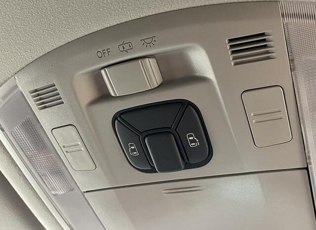 
								TOYOTA ALPHARD 2008 full									