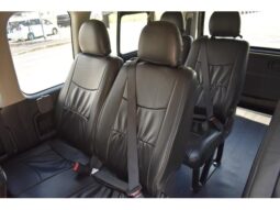 
										TOYOTA HIACE COMMUTER 2015 full									