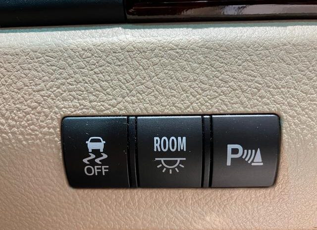 
								TOYOTA ALPHARD 2012 full									