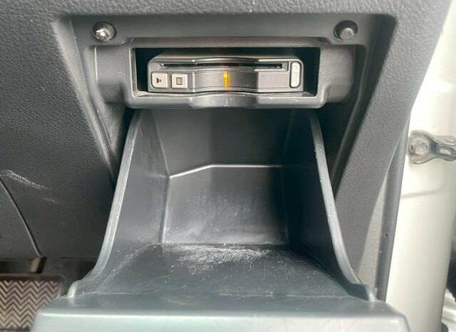 
								TOYOTA ALPHARD 2011 full									