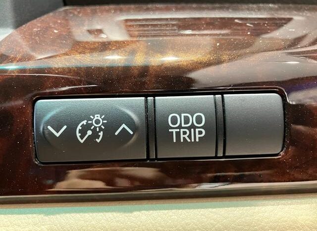 
								TOYOTA ALPHARD 2012 full									