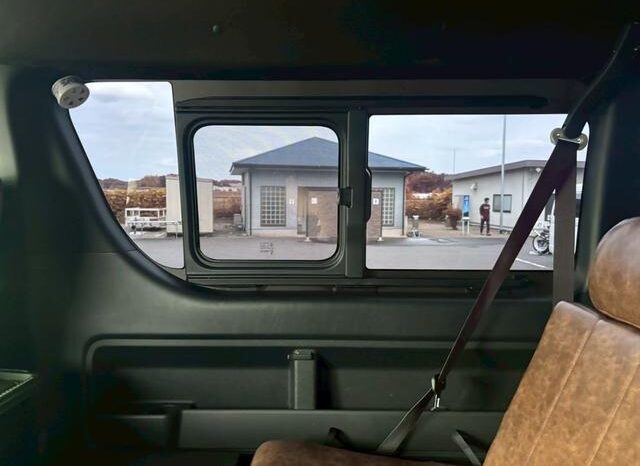 
								TOYOTA HIACE COMMUTER 2024 full									