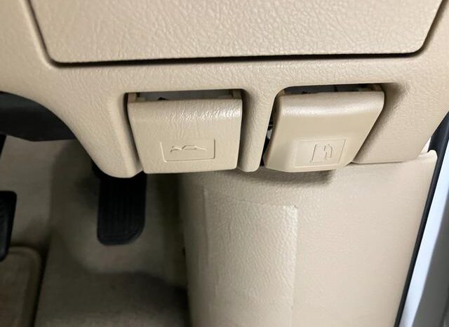 
								TOYOTA ALPHARD 2012 full									