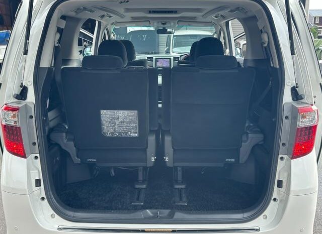 
								TOYOTA ALPHARD 2008 full									