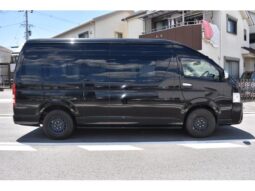 TOYOTA HIACE COMMUTER 2015