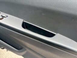 
										TOYOTA HIACE COMMUTER 2024 full									